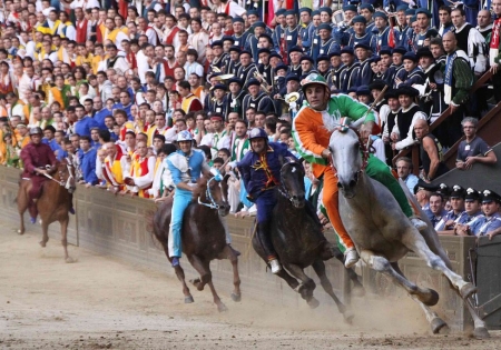 Palio di Siena 2 july e 16 august